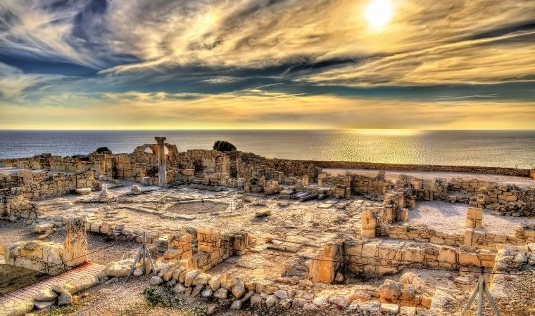 Eski Yunan ve Roma Medeniyeti: Antik Bilgelik ve İmparatorlukların Mirası